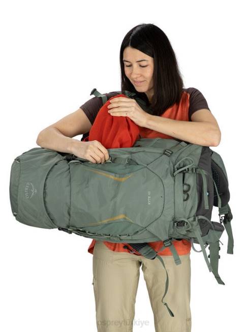 üniseks kayalık dere yeşili Osprey Kyte 48 sırt çantasıyla seyahat 20VZ60