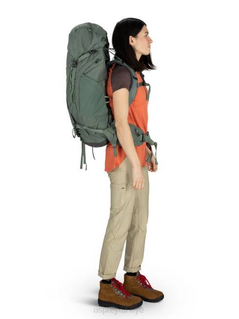 üniseks mürver Osprey Kyte 48 sırt çantasıyla seyahat 20VZ59