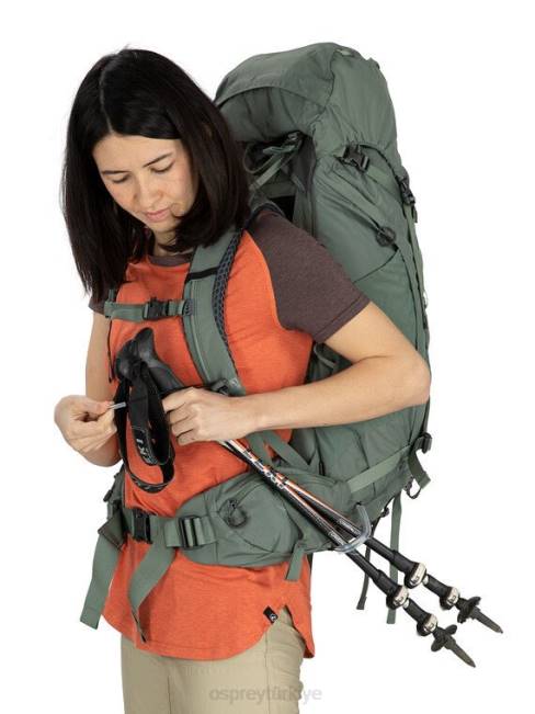 üniseks mürver Osprey Kyte 48 sırt çantasıyla seyahat 20VZ59